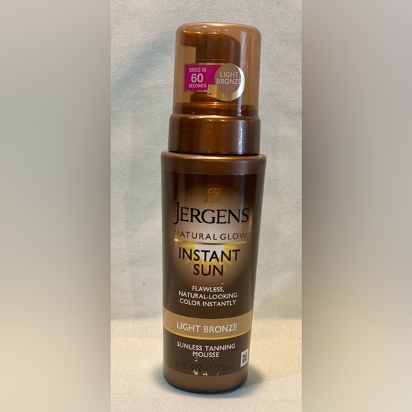 Jergens Natural Glow Instant Sun Light bronze - Picture 1 of 6